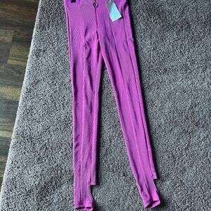 NWT Zara Pink Stirrup Pants Size Medium (stretchy & highwaisted)